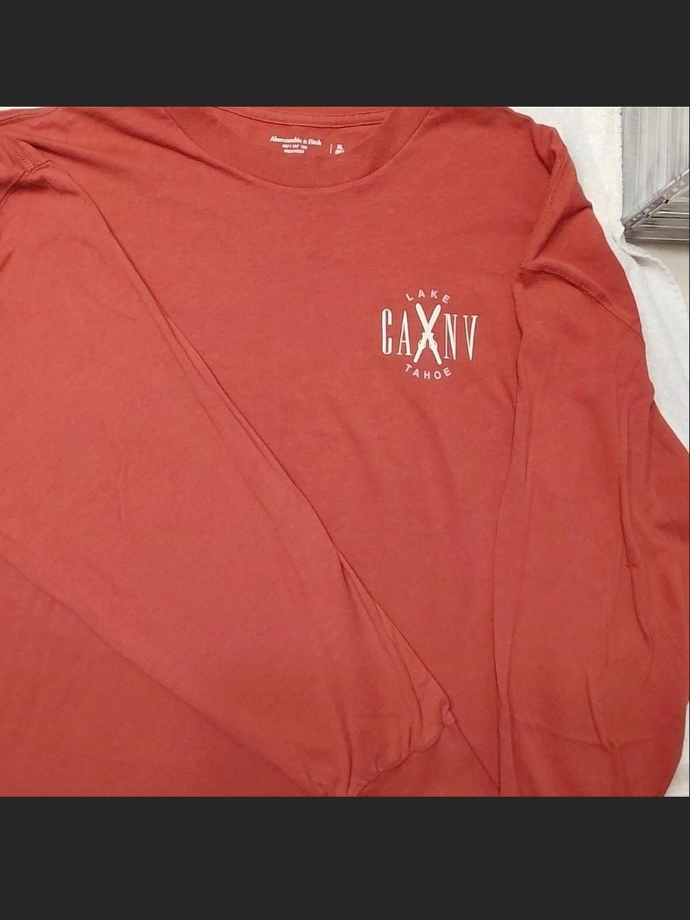 Abercrombie & Fitch Long Sleeve Lake CA XV Tahoe Tee - Terracotta